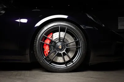 Car image 27