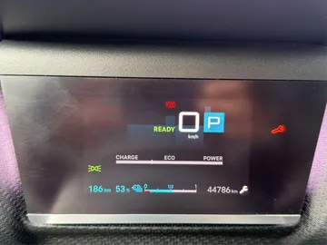 Car image 39