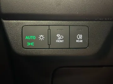 Car image 48