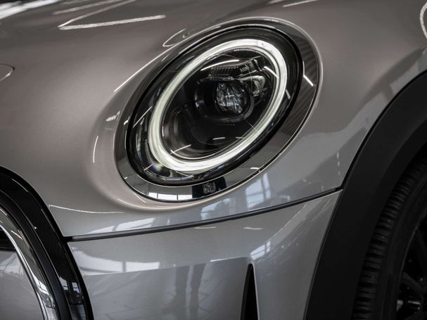 Mini Cooper SE Classic Trim 135 kW image number 24