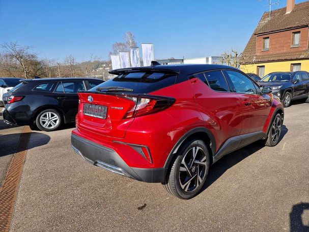 Toyota C-HR 2.0 Hybrid 135 kW image number 3