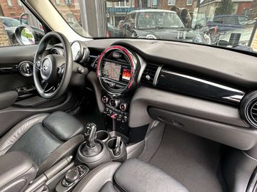 Car image 21