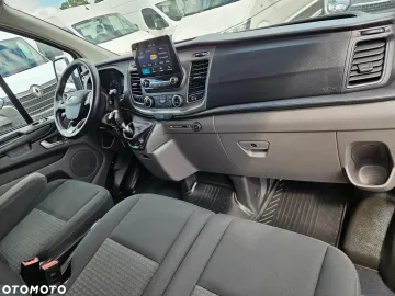 Car image 35