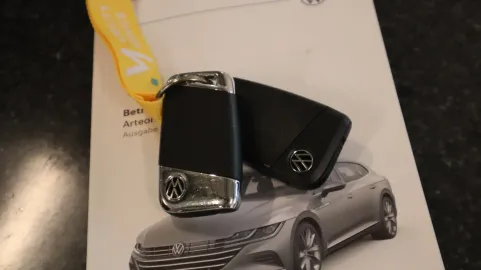 Car image 38