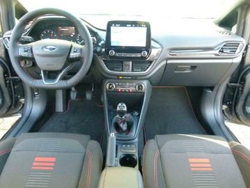 Car image 8