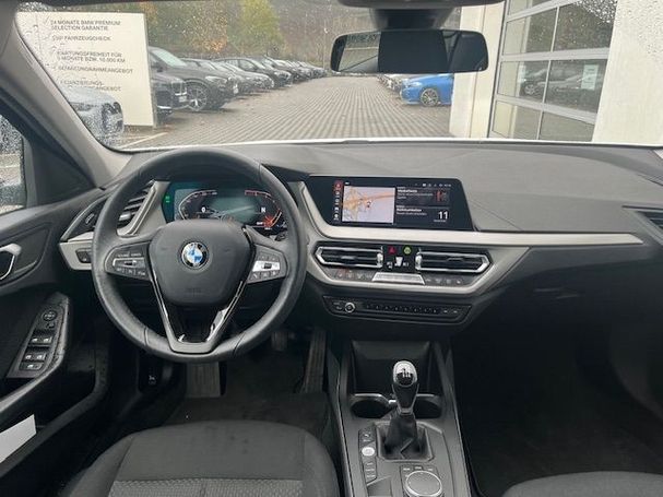 BMW 118i 100 kW image number 15