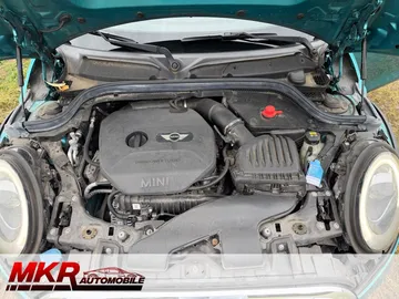 Car image 29