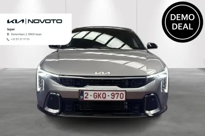 Car image 2