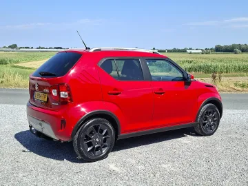 Car image 2
