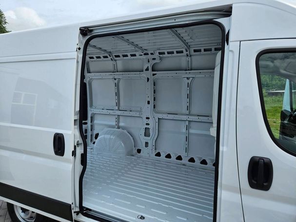 Fiat Ducato 35 L2H2 140 103 kW image number 14