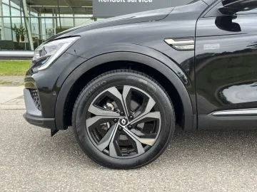 Car image 28