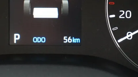 Car image 25