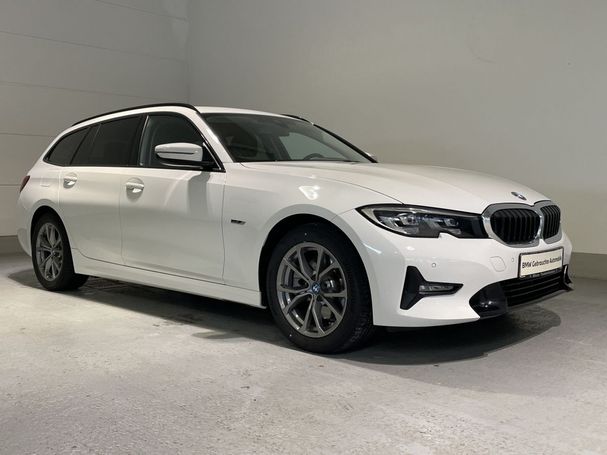 BMW 320 Touring e M Sport 150 kW image number 1