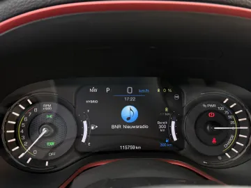Car image 27
