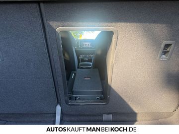 Car image 34