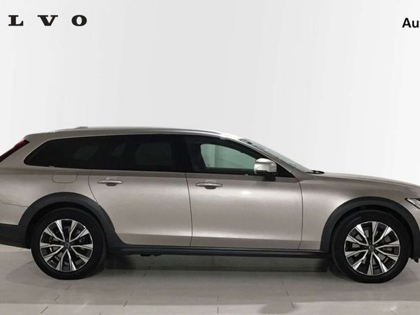 Volvo V90 Cross Country AWD B4 145 kW image number 5