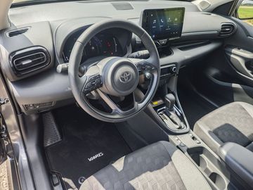 Car image 15