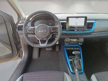 Car image 10