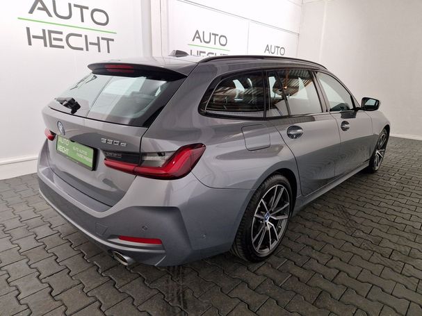 BMW 330e Touring M 215 kW image number 4