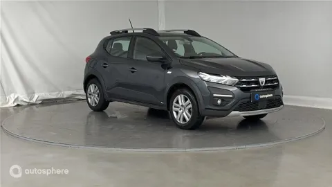 Car image 3