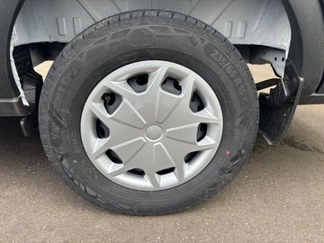 Car image 22