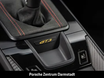 Car image 33