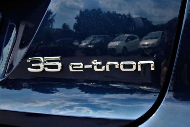 Audi Q4 35 e-tron 125 kW image number 10