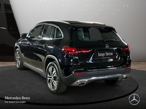 Mercedes-Benz GLA 180 100 kW image number 8