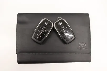 Car image 28