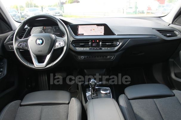 BMW 118i 103 kW image number 6