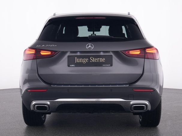 Mercedes-Benz GLA 250 e 160 kW image number 14