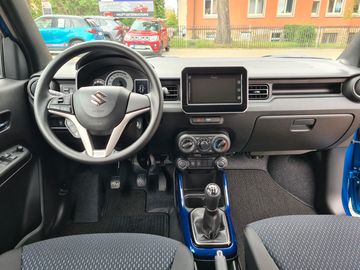 Car image 11