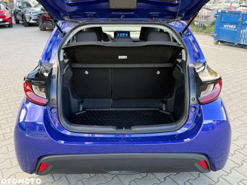 Car image 21