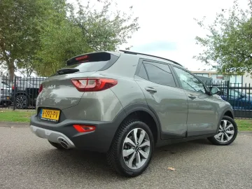 Car image 50