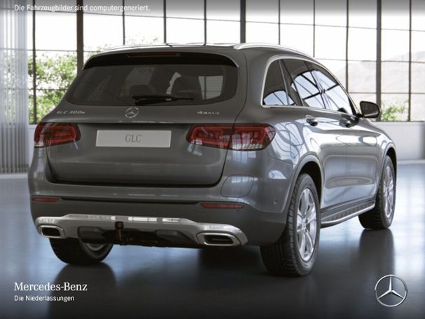 Mercedes-Benz GLC 300 e 235 kW image number 4