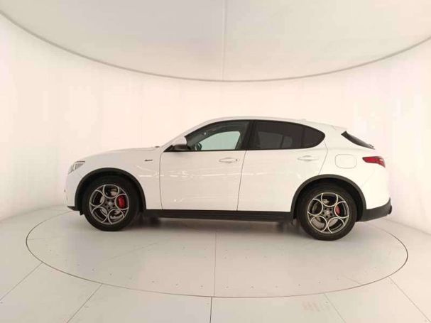 Alfa Romeo Stelvio 2.2 Q4 140 kW image number 8