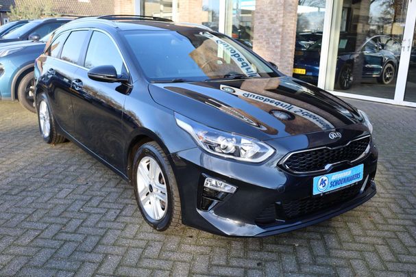 Kia Ceed Sportswagon 1.5 T-GDI Line 118 kW image number 2