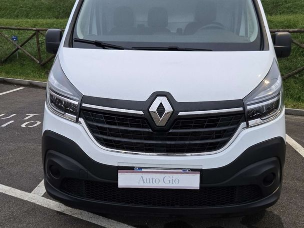 Renault Trafic 88 kW image number 2