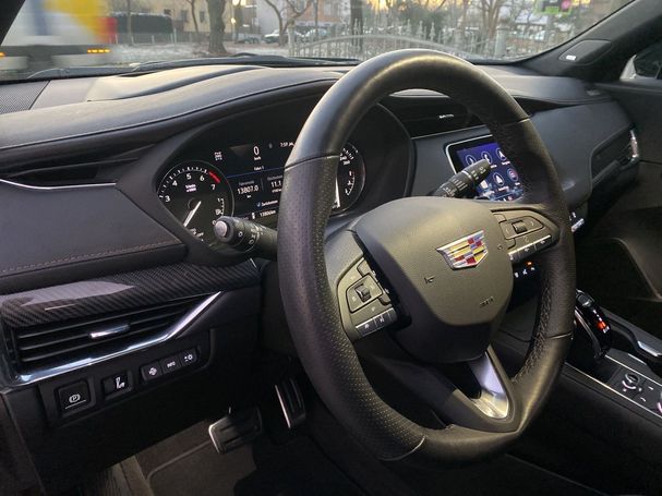 Cadillac XT4 350T AWD 169 kW image number 11