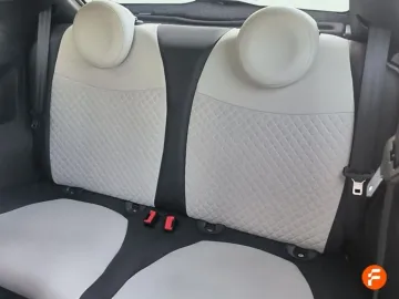 Car image 25