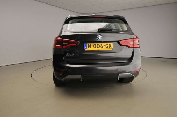 BMW iX3 210 kW image number 4