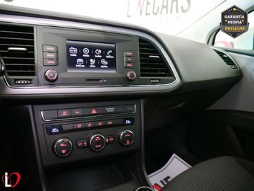 Car image 40