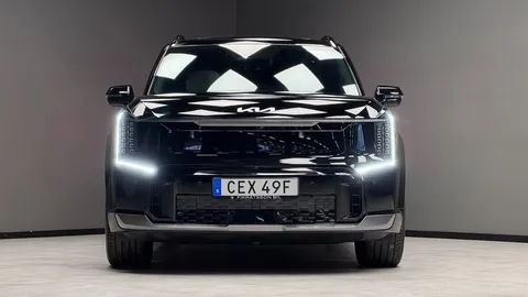 Car image 27