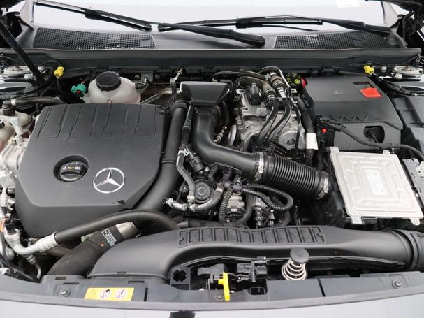 Mercedes-Benz A 250 e 160 kW image number 41