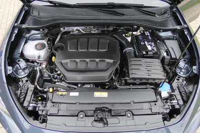 Car image 33
