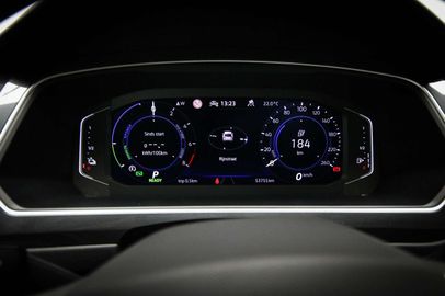 Car image 31