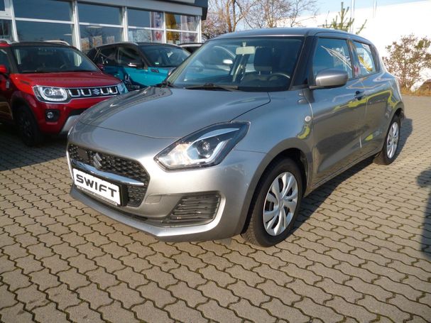 Suzuki Swift 1.2 Dualjet Hybrid Club 61 kW image number 1