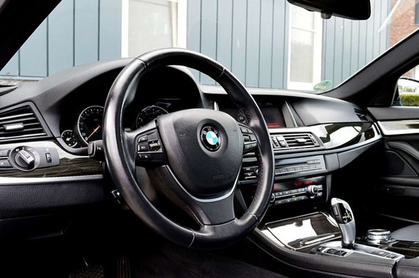 BMW 520i 135 kW image number 11