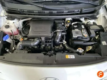Car image 27