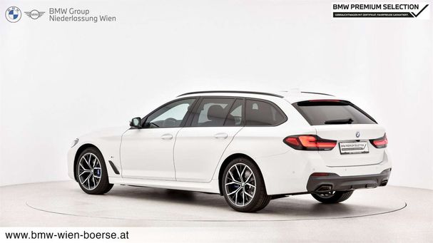 BMW 520d Touring xDrive 140 kW image number 4